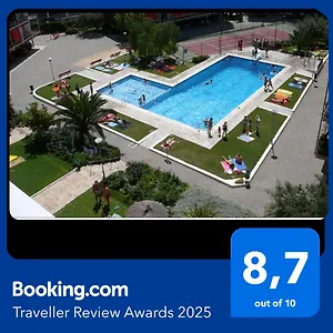 Oasis Near Barcelona Pool Tennis Appartement
